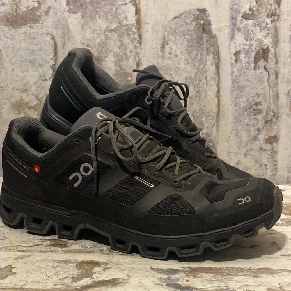 On Running Cloudventure Waterproof - image 1